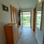 Ta-ti Apartment *